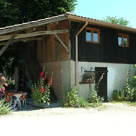 Proche Du Bassin D'arcachon Holiday home Mios